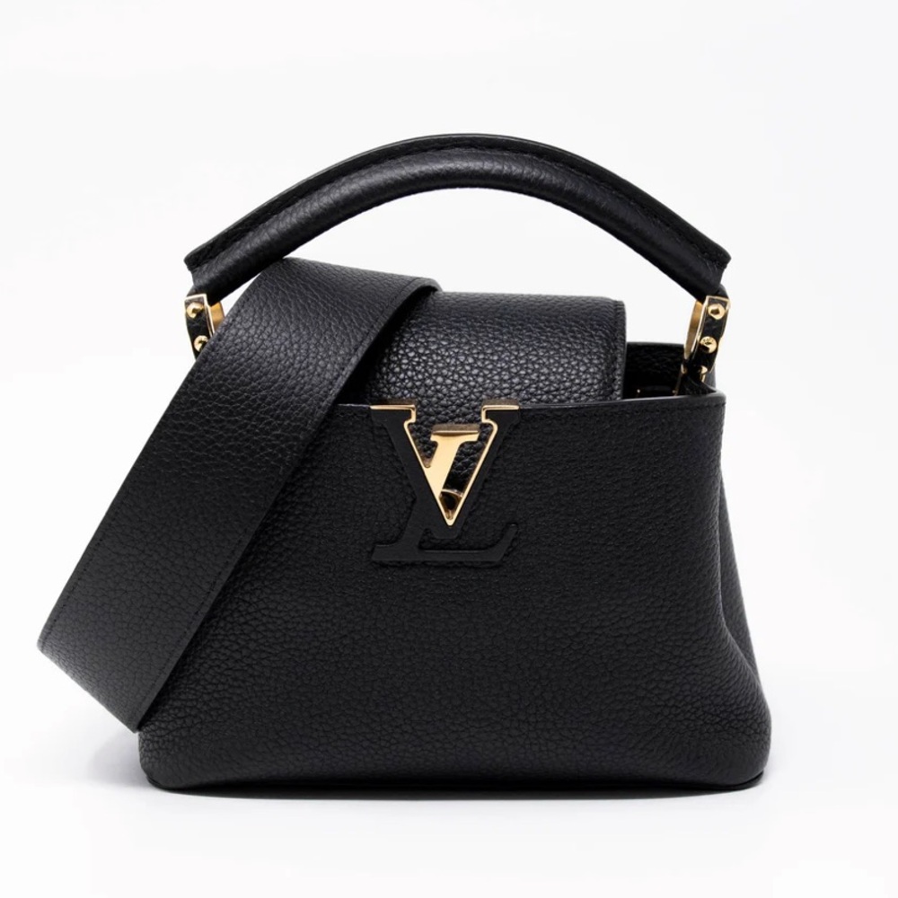 LOUIS VUITTON MINI CAPUCINES